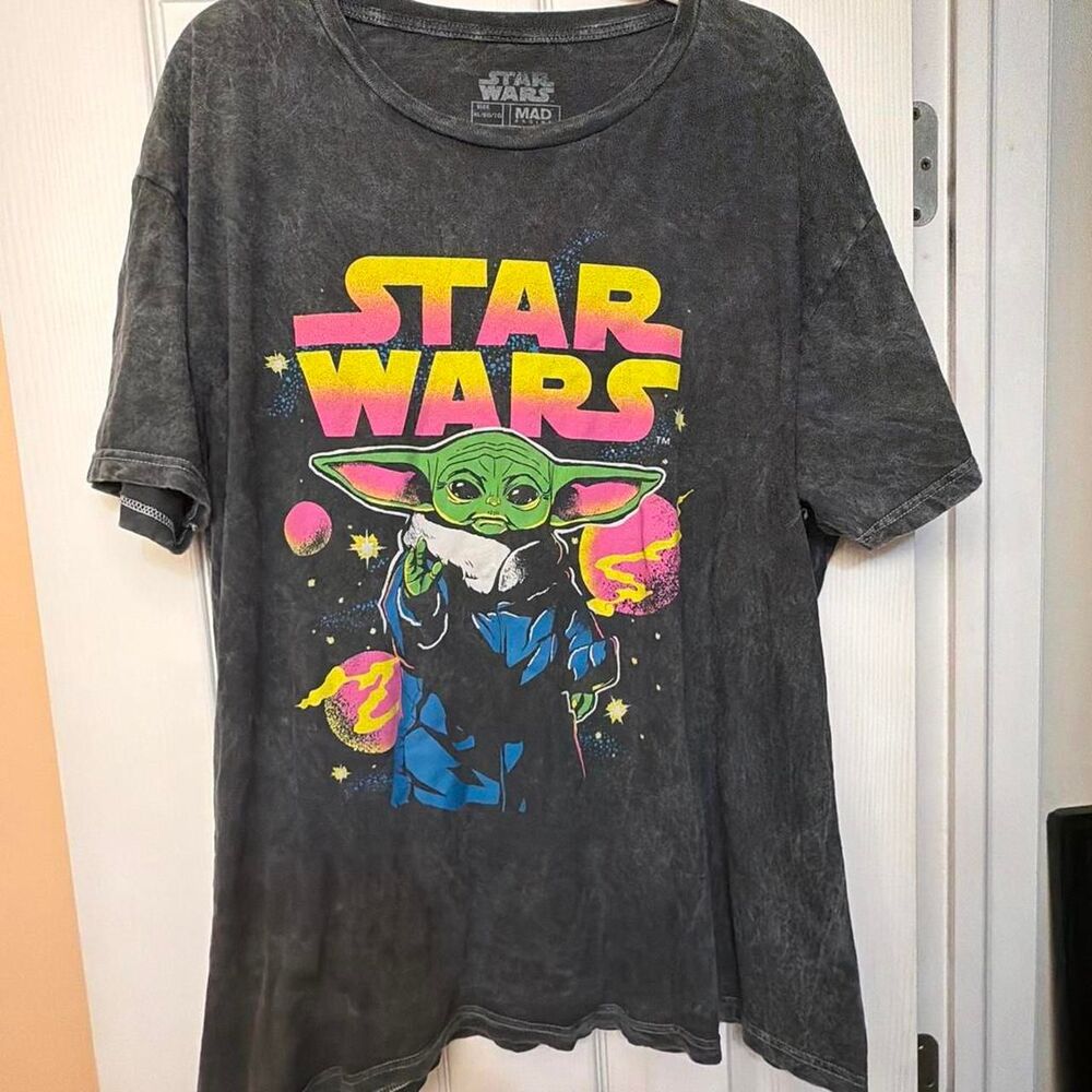 Star-wars Men's Black and Grey T-shirt